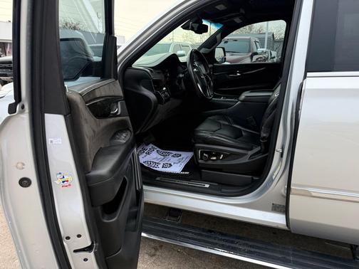 2016 Cadillac Escalade Platinum