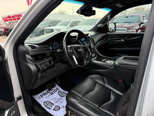 2016 Cadillac Escalade Platinum