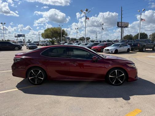 2018 Toyota Camry XSE