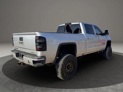 2017 GMC Sierra 2500 Denali