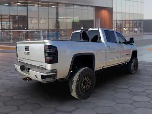 2017 GMC Sierra 2500 Denali