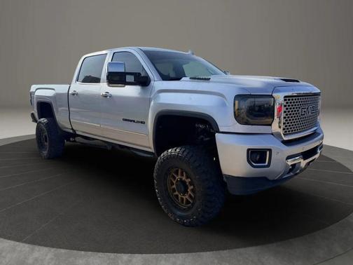 2017 GMC Sierra 2500 Denali