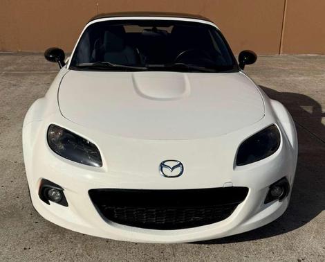 Crystal White Pearl 2015 Mazda MX-5 Miata Club