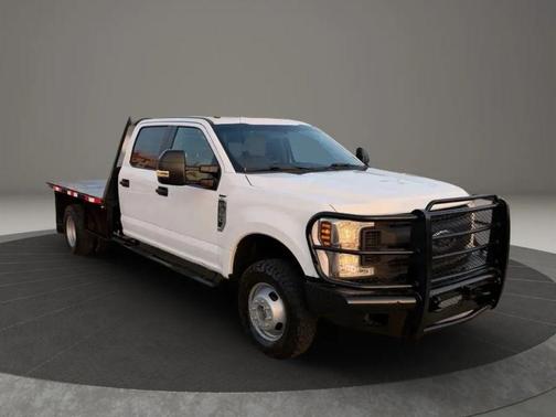 Oxford White 2019 Ford F-350 XL