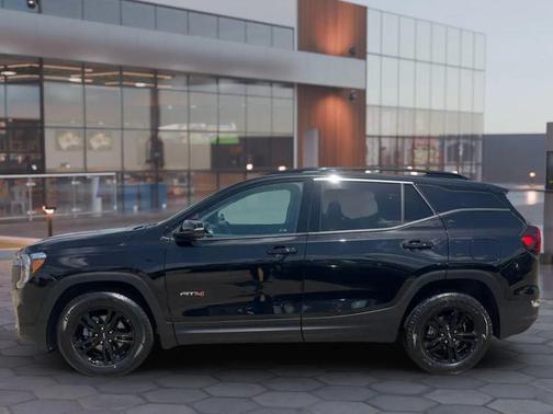 2023 GMC Terrain AWD AT4