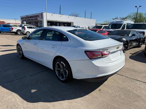 2020 Chevrolet Malibu FWD LT