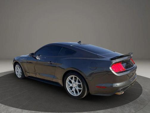 2020 Ford Mustang EcoBoost