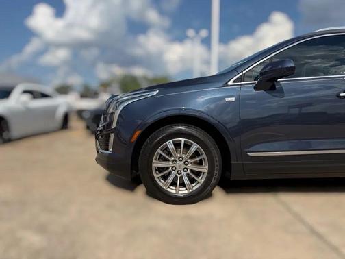 Blue 2018 Cadillac XT5 Luxury