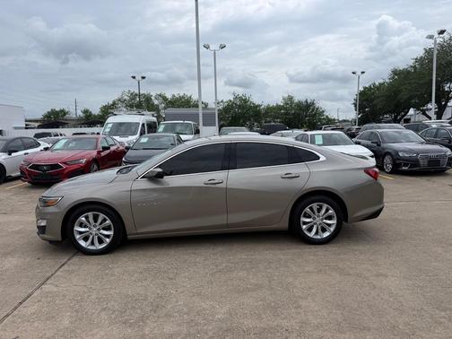 Mineral Gray Metallic 2022 Chevrolet Malibu FWD LT