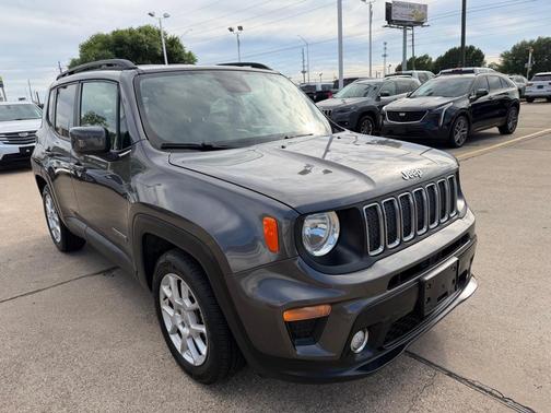 Granite Crystal Metallic Clearcoat 2019 Jeep Renegade Latitude