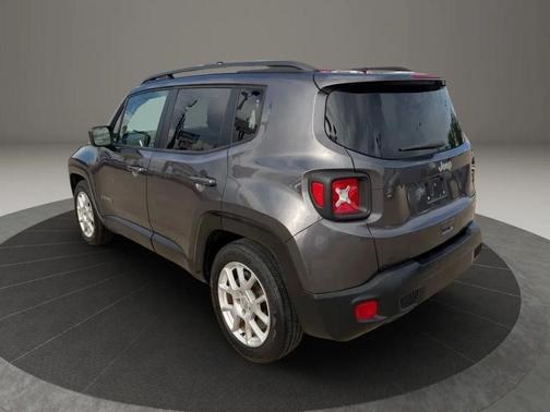 Granite Crystal Metallic Clearcoat 2019 Jeep Renegade Latitude