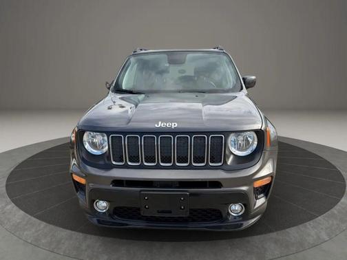 Granite Crystal Metallic Clearcoat 2019 Jeep Renegade Latitude
