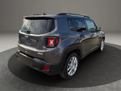 Granite Crystal Metallic Clearcoat 2019 Jeep Renegade Latitude