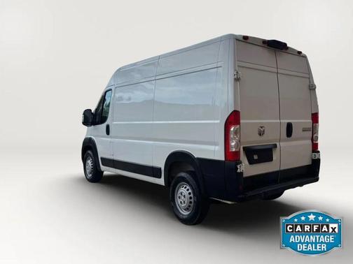 Bright White Clearcoat 2025 RAM ProMaster 2500 Tradesman