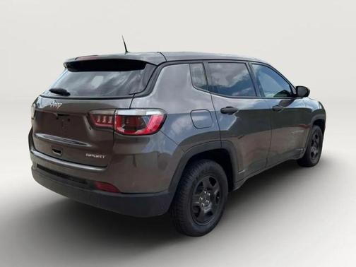 Granite Crystal Metallic Clearcoat 2018 Jeep Compass Sport