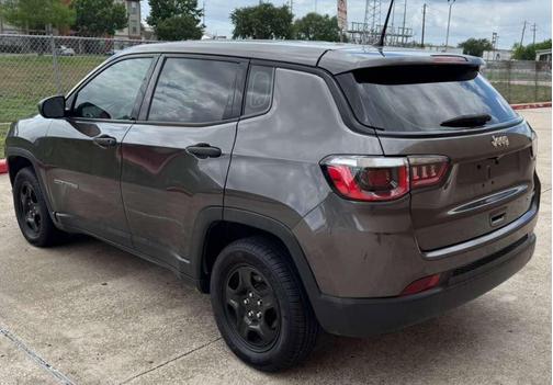 Granite Crystal Metallic Clearcoat 2018 Jeep Compass Sport