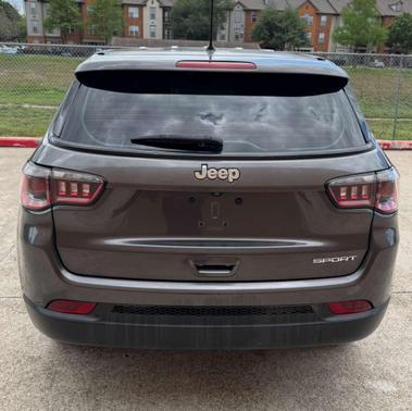 Granite Crystal Metallic Clearcoat 2018 Jeep Compass Sport
