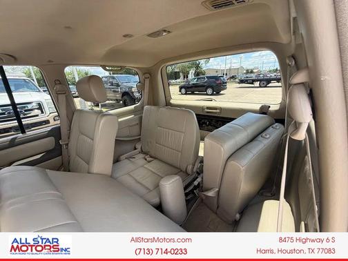 2004 Toyota Land Cruiser Base