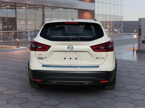 2021 Nissan Rogue Sport SV