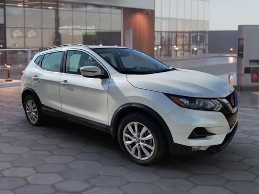 2021 Nissan Rogue Sport SV