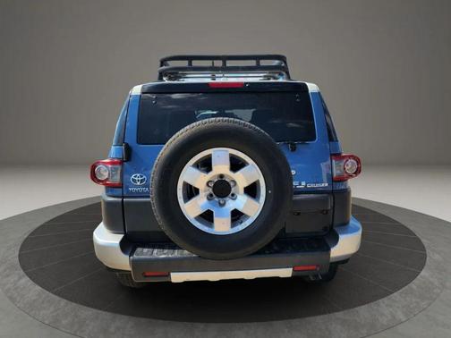 2012 Toyota FJ Cruiser Base