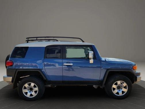 2012 Toyota FJ Cruiser Base