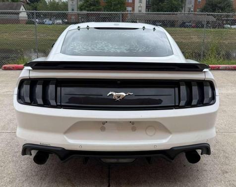 Oxford White 2019 Ford Mustang EcoBoost Premium