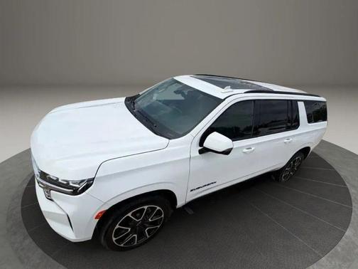White 2022 Chevrolet Suburban RST