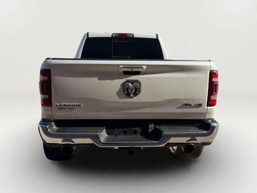 WHITE 2019 RAM 1500 Laramie