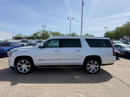 2019 Cadillac Escalade ESV Premium Luxury