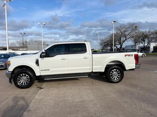2022 Ford F-250 Lariat