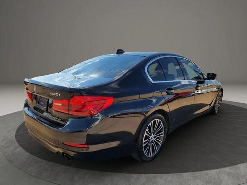 2019 BMW 530 i