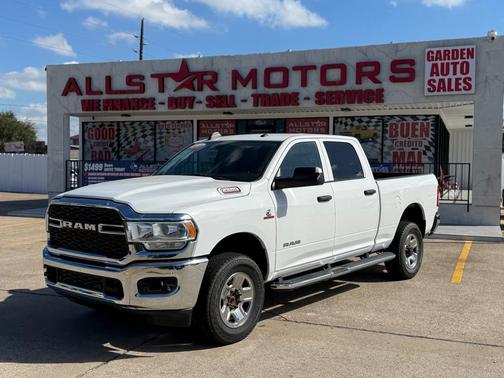 2019 RAM 2500 Tradesman Crew Cab 4x4 6'4' Box