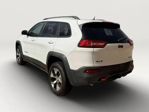 Bright White Clearcoat 2015 Jeep Cherokee Sport