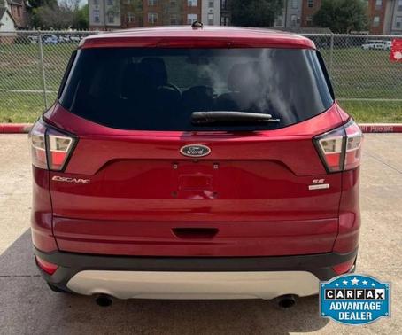 Red 2017 Ford Escape SE