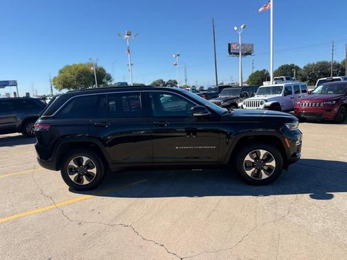 2024 Jeep Grand Cherokee 4xe Base