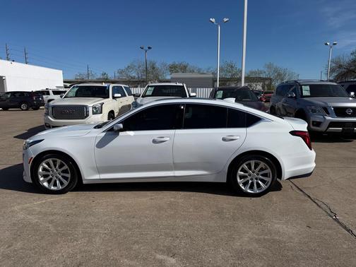 2024 Cadillac CT5 Luxury