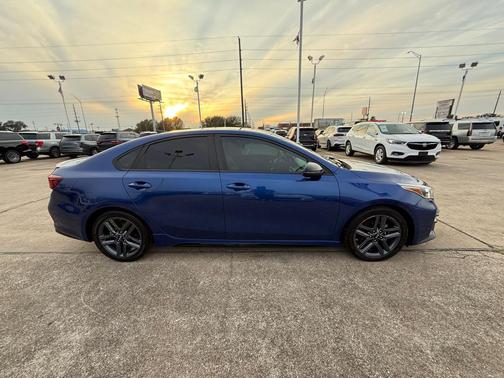 2021 Kia Forte GT-Line