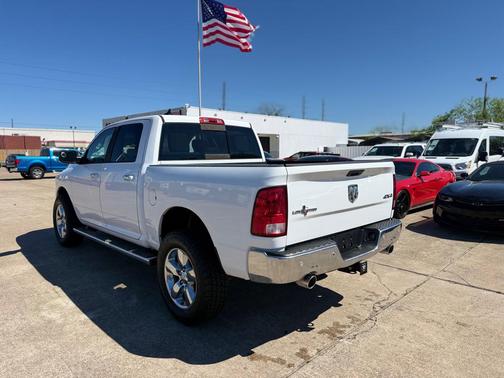 2015 RAM 1500 SLT