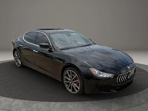 Nero 2020 Maserati Ghibli Sedan 4D