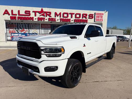 2021 RAM 3500 Laramie Crew Cab 4x4 8' Box