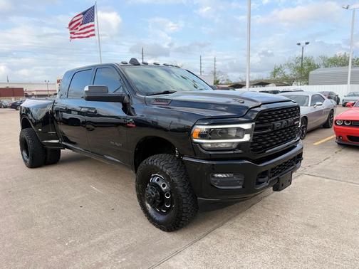 2022 RAM 3500 Lone Star Mega Cab 4x4 6'4' Box