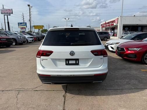 2018 Volkswagen Tiguan 2.0T SE