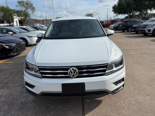 2018 Volkswagen Tiguan 2.0T SE