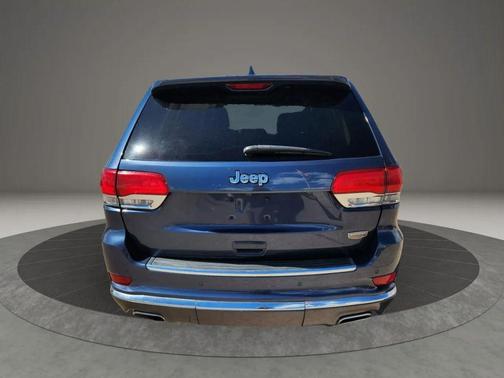 2020 Jeep Grand Cherokee Summit