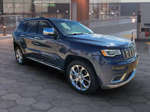 2020 Jeep Grand Cherokee Summit