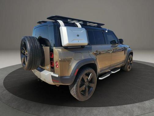 2020 Land Rover Defender 110 First Edition