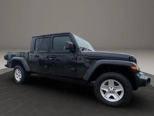 Black Clearcoat 2020 Jeep Gladiator Sport S