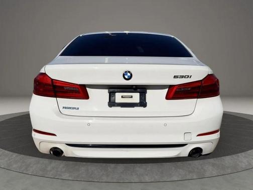 2017 BMW 530 530i Sedan 4D