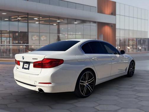 2017 BMW 530 530i Sedan 4D